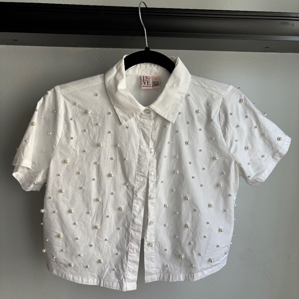 Pearl Studded Cropped White Button Down Shirt. Love By Design. Small.